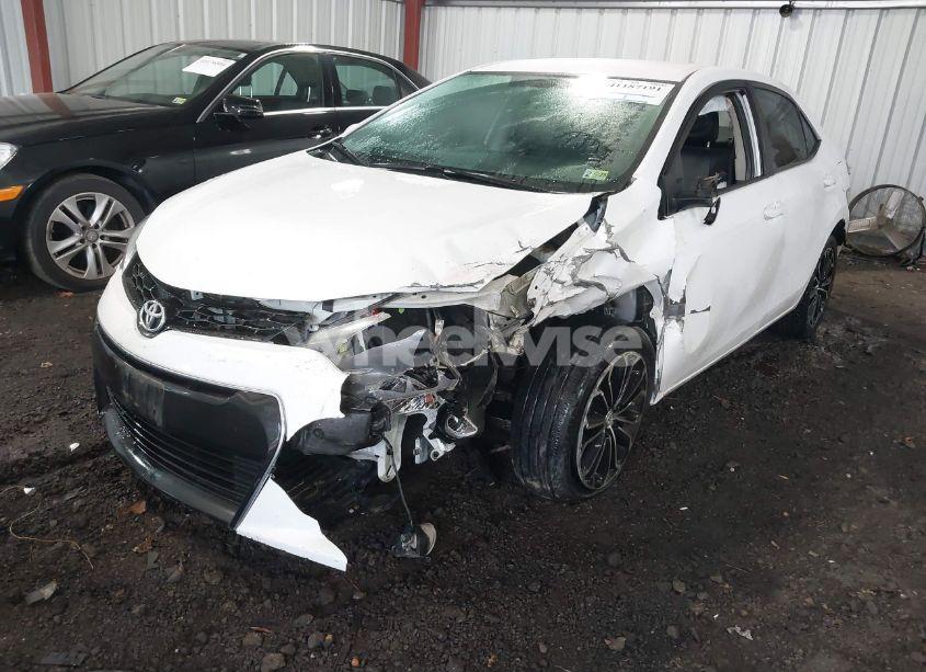 Photo 2 of 2016 Toyota Corolla L/LE/LE PLS/PRM/S/S PLS (VIN 2T1BURHE5GC581626)
