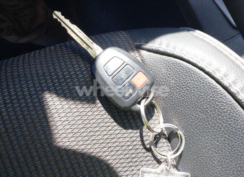 Photo 11 of 2016 Toyota Corolla S PLUS (VIN 2T1BURHE5GC608503)