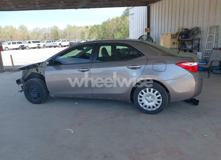 Photo 15 of 2016 Toyota Corolla LE (VIN 2T1BURHE5GC615418)