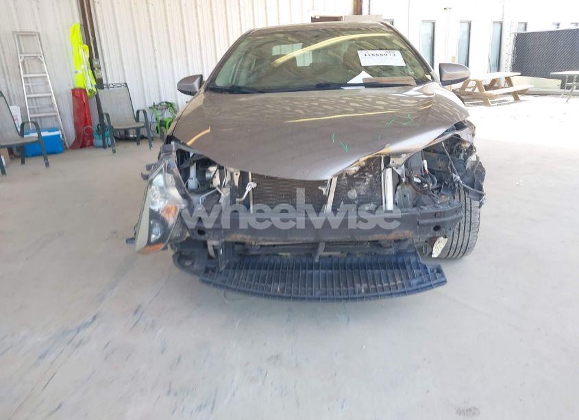 Photo 18 of 2016 Toyota Corolla LE (VIN 2T1BURHE5GC615418)