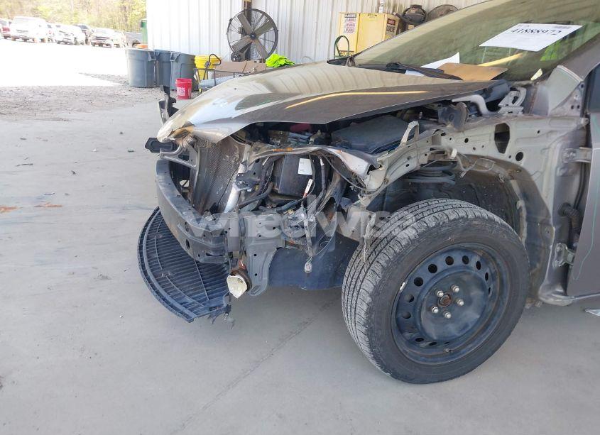 Photo 6 of 2016 Toyota Corolla LE (VIN 2T1BURHE5GC615418)