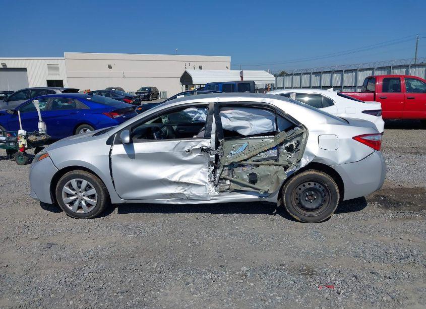 Photo 14 of 2016 Toyota Corolla LE (VIN 2T1BURHE5GC627732)