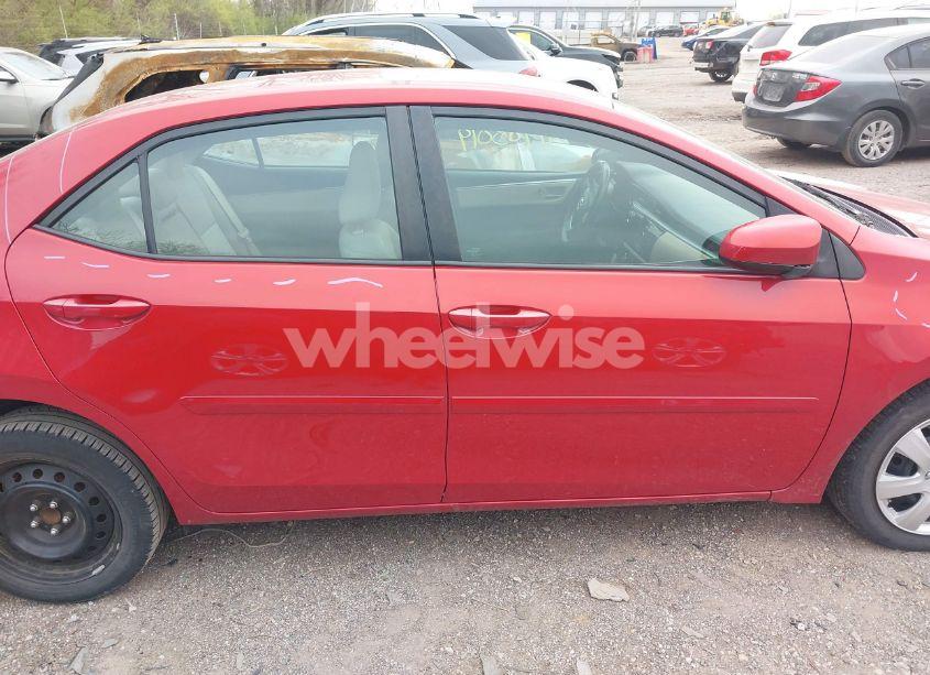 Photo 13 of 2016 Toyota Corolla LE (VIN 2T1BURHE5GC651237)