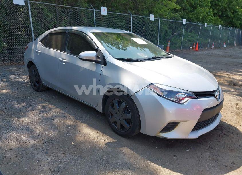 2016 Toyota Corolla LE (VIN 2T1BURHE5GC653053) main photo