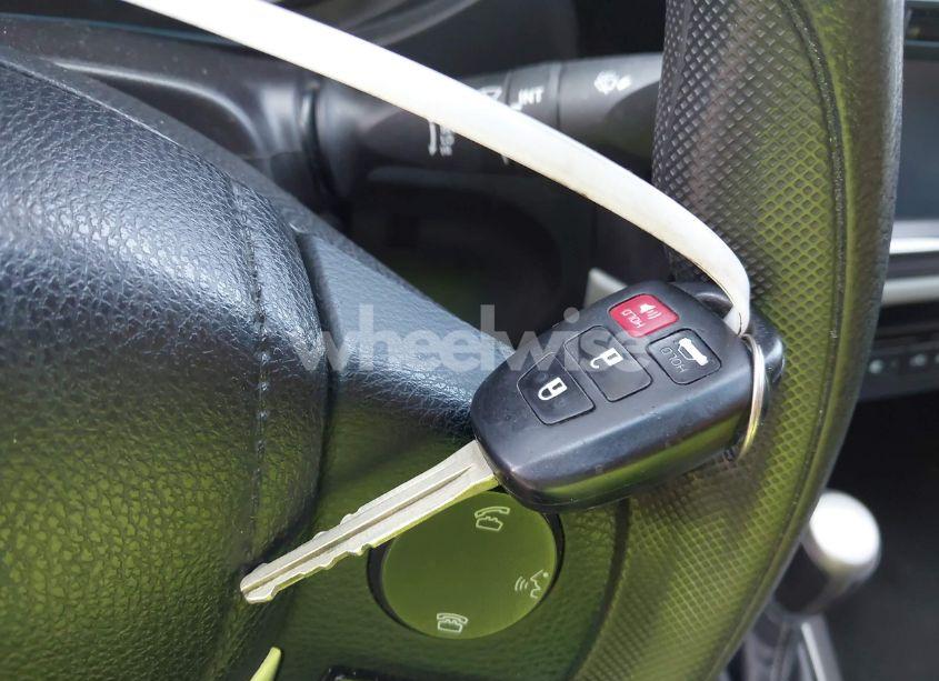 Photo 11 of 2016 Toyota Corolla LE (VIN 2T1BURHE5GC653053)