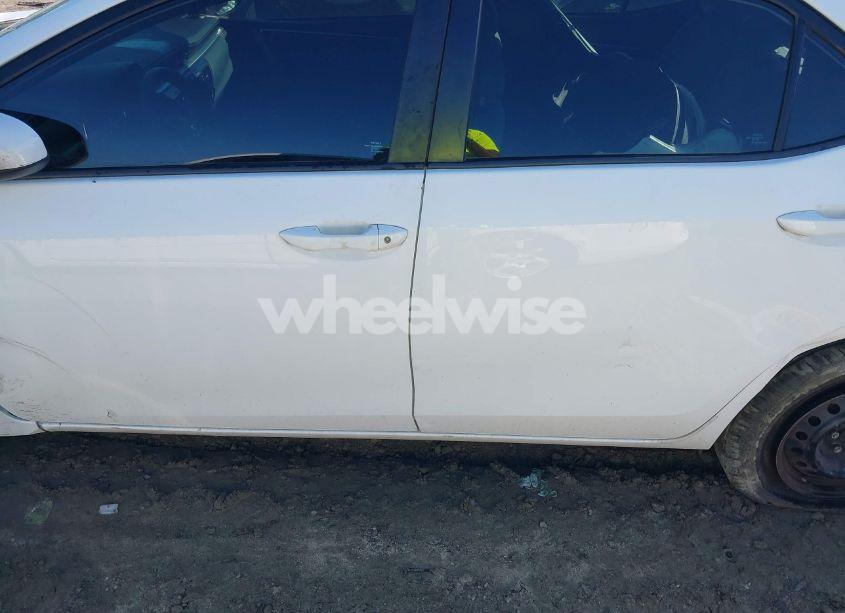 Photo 15 of 2016 Toyota Corolla L (VIN 2T1BURHE5GC731251)