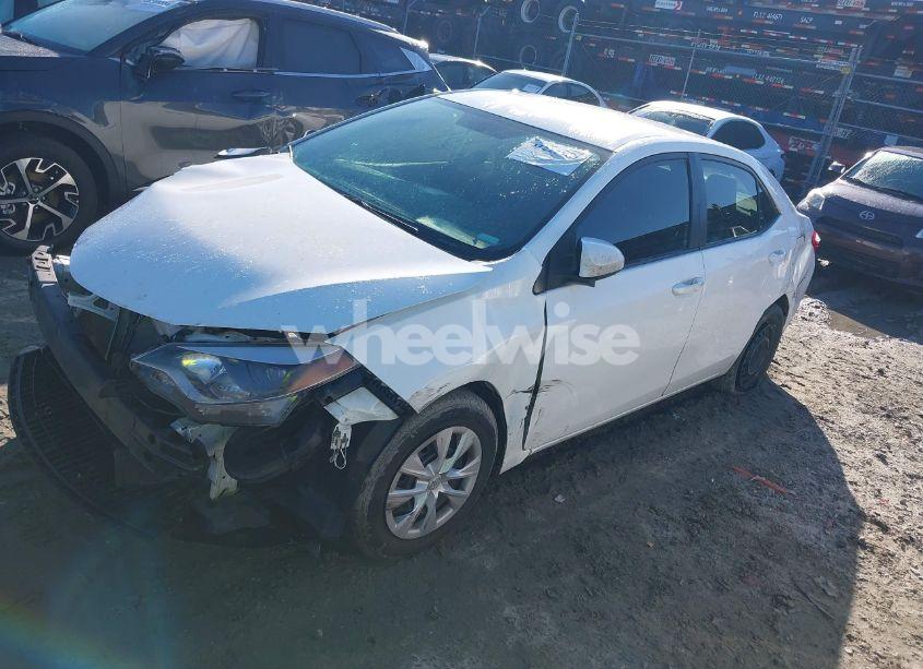 Photo 2 of 2016 Toyota Corolla L (VIN 2T1BURHE5GC731251)