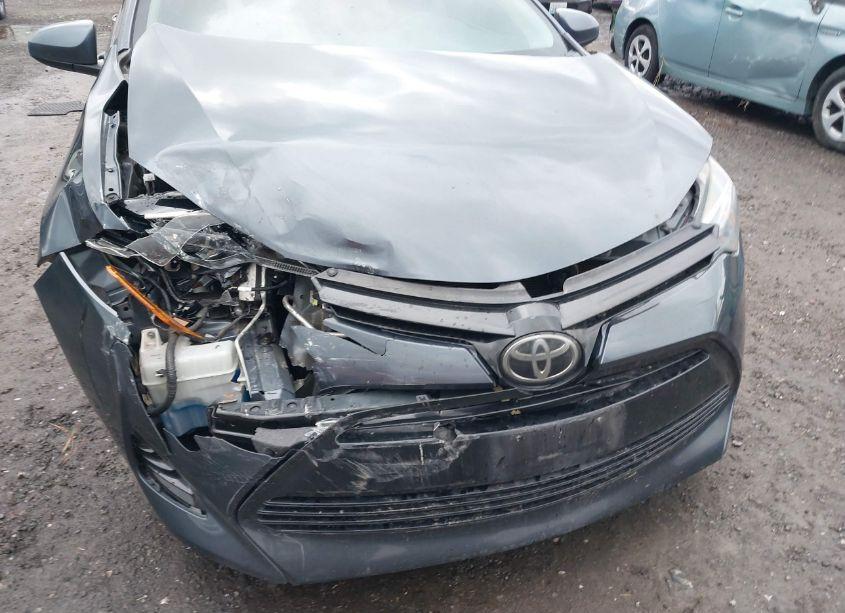 Photo 6 of 2017 Toyota Corolla LE (VIN 2T1BURHE5HC757012)