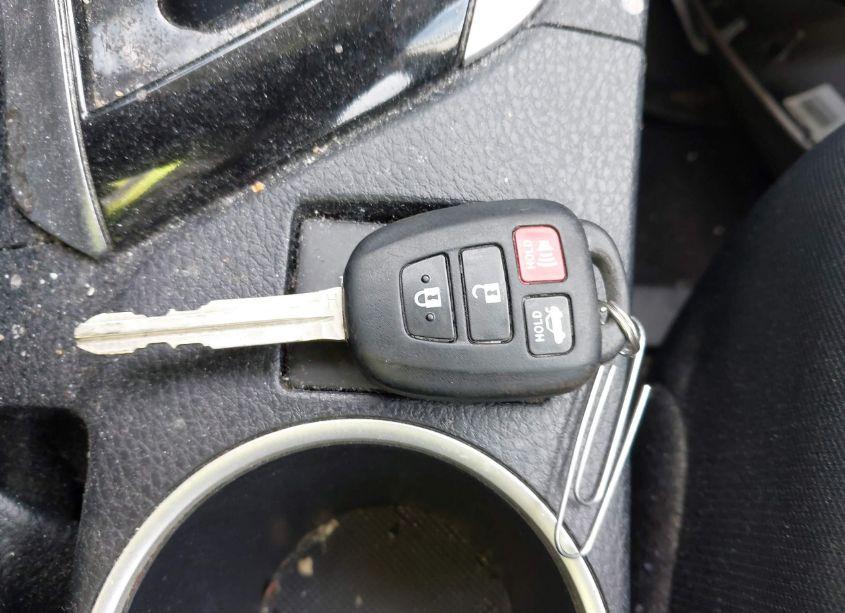 Photo 11 of 2017 Toyota Corolla LE (VIN 2T1BURHE5HC770262)