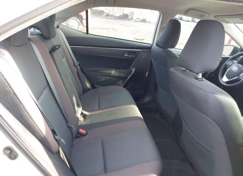 Photo 8 of 2017 Toyota Corolla LE (VIN 2T1BURHE5HC770262)