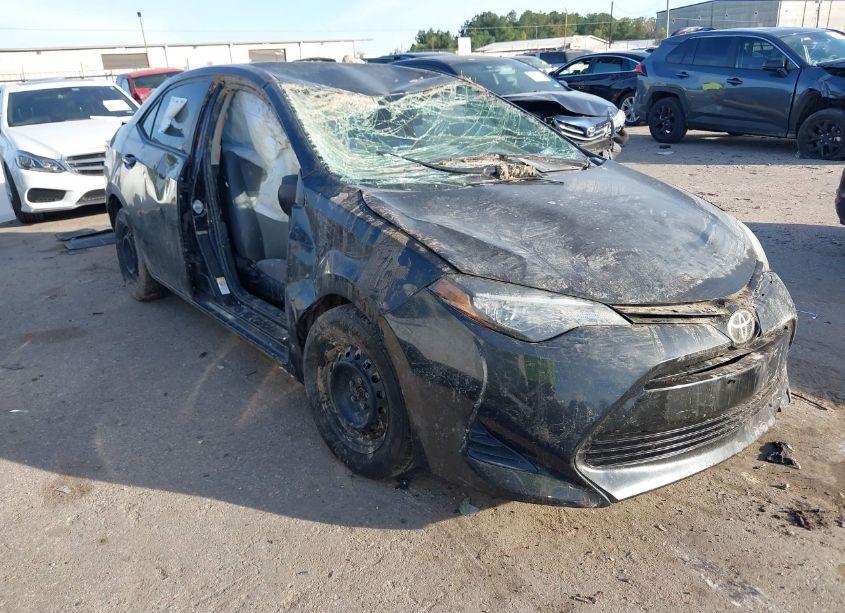 2017 Toyota Corolla L (VIN 2T1BURHE5HC784159) main photo