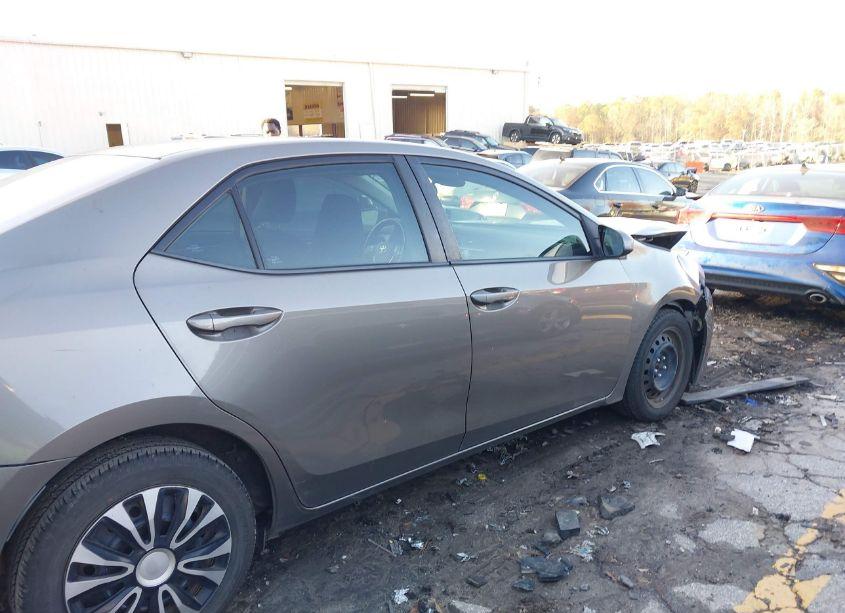 Photo 13 of 2017 Toyota Corolla LE (VIN 2T1BURHE5HC800893)