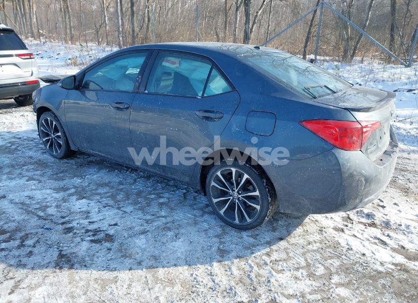 Photo 3 of 2017 Toyota Corolla SE (VIN 2T1BURHE5HC817337)