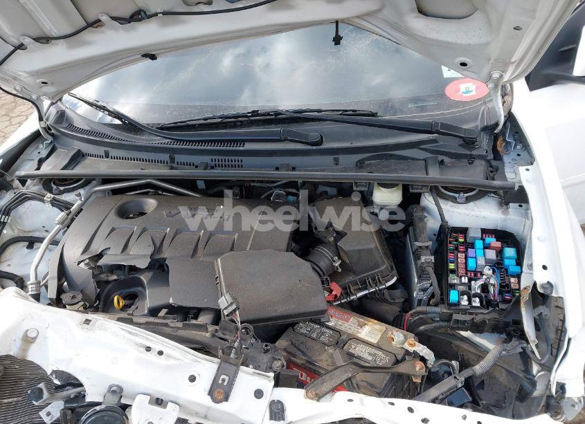 Photo 10 of 2017 Toyota Corolla SE (VIN 2T1BURHE5HC820982)