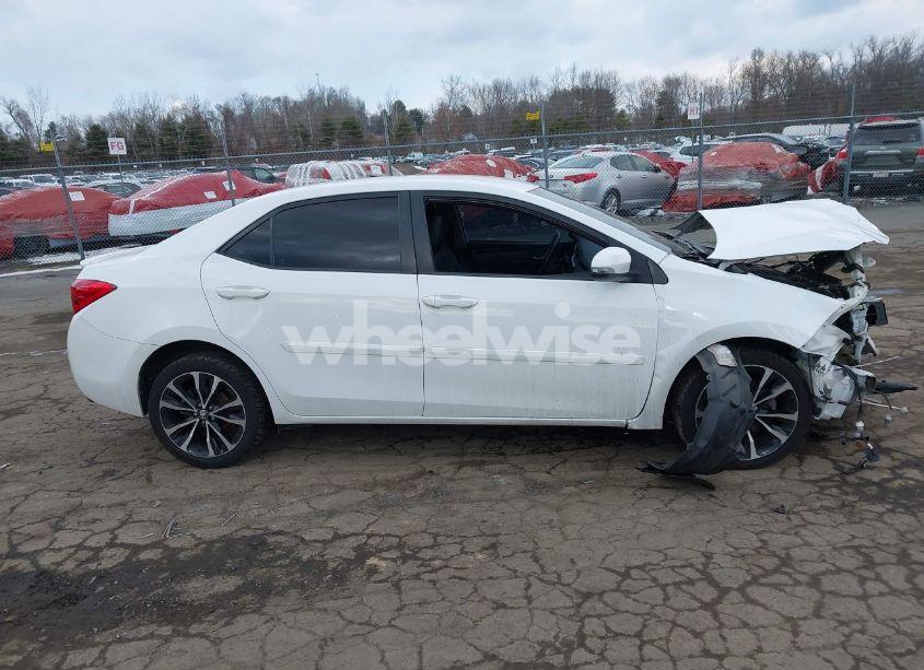 Photo 13 of 2017 Toyota Corolla SE (VIN 2T1BURHE5HC820982)