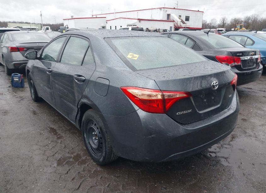 Photo 3 of 2017 Toyota Corolla LE (VIN 2T1BURHE5HC837474)