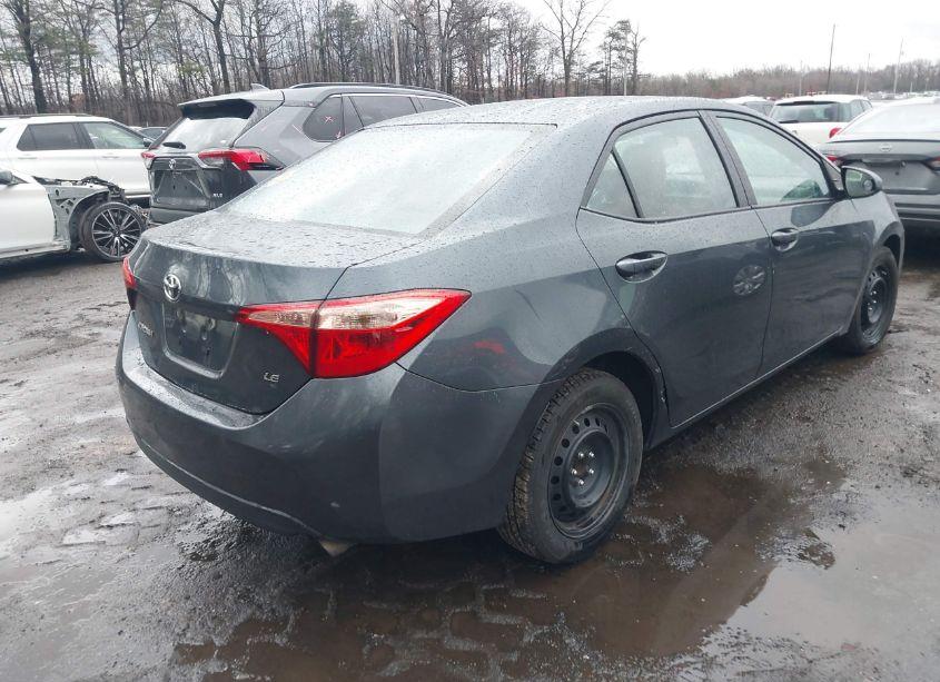 Photo 4 of 2017 Toyota Corolla LE (VIN 2T1BURHE5HC837474)