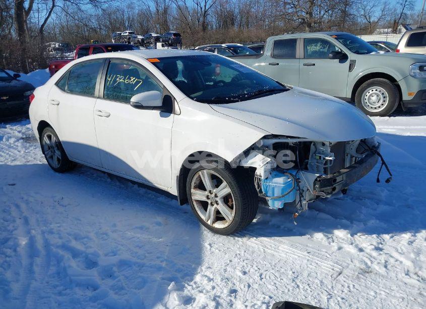 2017 Toyota Corolla SE (VIN 2T1BURHE5HC851701) main photo