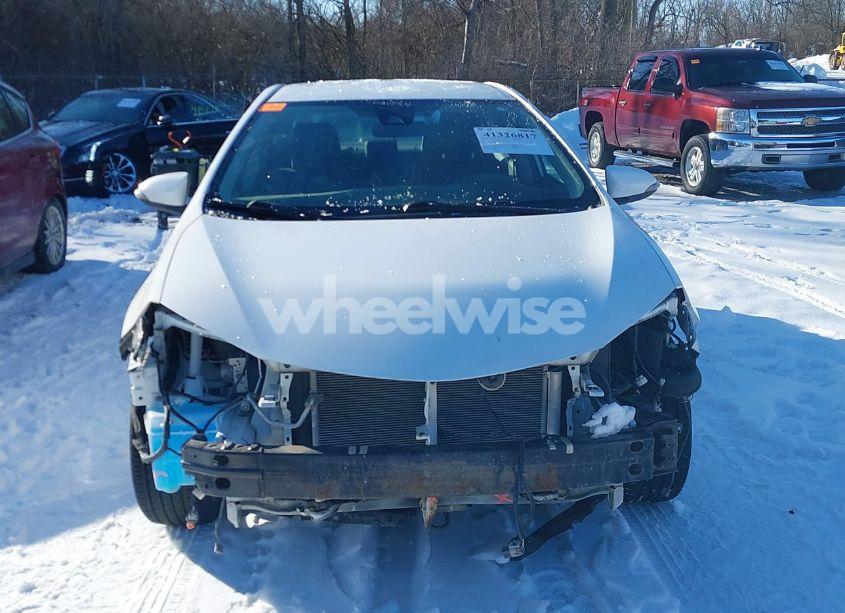 Photo 13 of 2017 Toyota Corolla SE (VIN 2T1BURHE5HC851701)