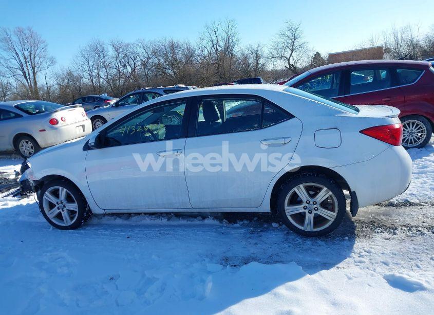 Photo 15 of 2017 Toyota Corolla SE (VIN 2T1BURHE5HC851701)