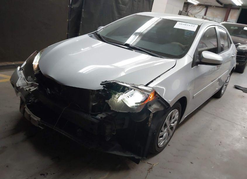 Photo 2 of 2017 Toyota Corolla LE (VIN 2T1BURHE5HC871527)