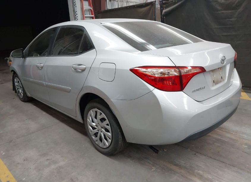 Photo 3 of 2017 Toyota Corolla LE (VIN 2T1BURHE5HC871527)