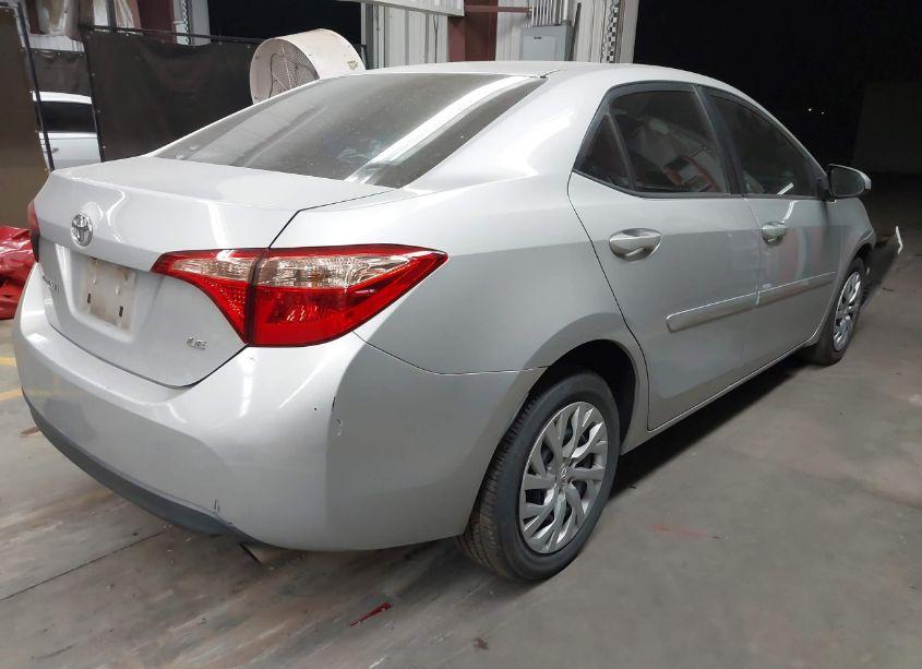 Photo 4 of 2017 Toyota Corolla LE (VIN 2T1BURHE5HC871527)