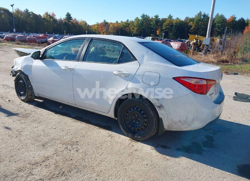 Photo 3 of 2017 Toyota Corolla LE (VIN 2T1BURHE5HC876422)