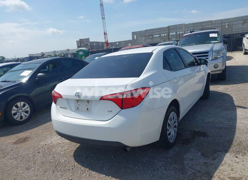 Photo 4 of 2017 Toyota Corolla LE (VIN 2T1BURHE5HC893804)