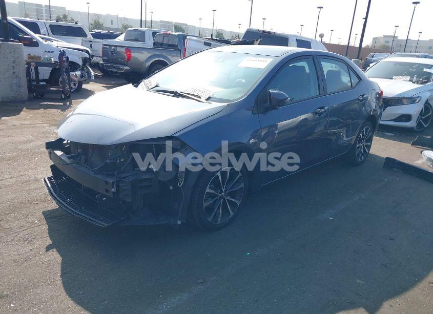 Photo 2 of 2017 Toyota Corolla SE (VIN 2T1BURHE5HC926140)