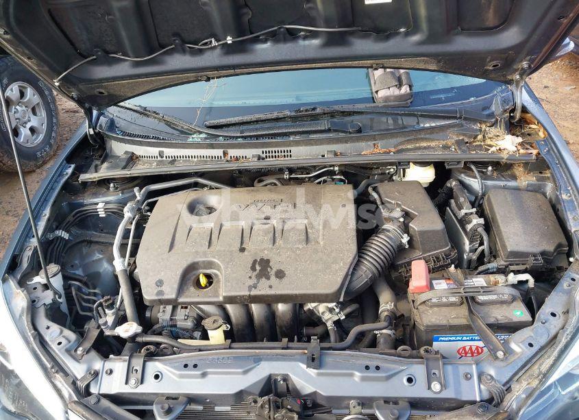 Photo 10 of 2017 Toyota Corolla SE (VIN 2T1BURHE5HC927658)