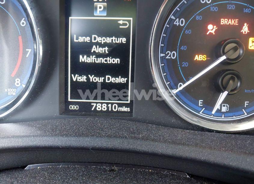 Photo 15 of 2017 Toyota Corolla SE (VIN 2T1BURHE5HC927658)