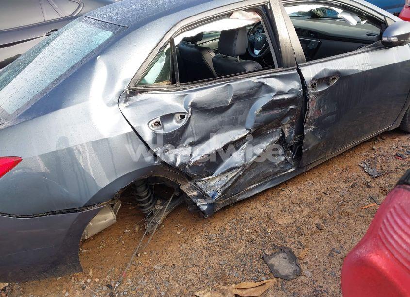 Photo 17 of 2017 Toyota Corolla SE (VIN 2T1BURHE5HC927658)