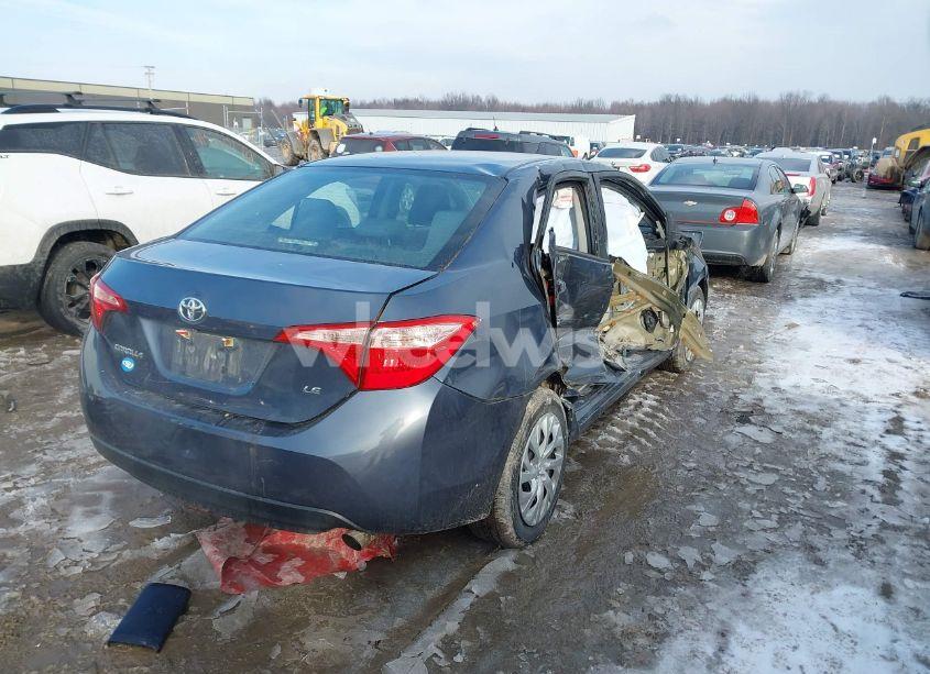 Photo 4 of 2017 Toyota Corolla LE (VIN 2T1BURHE5HC932679)