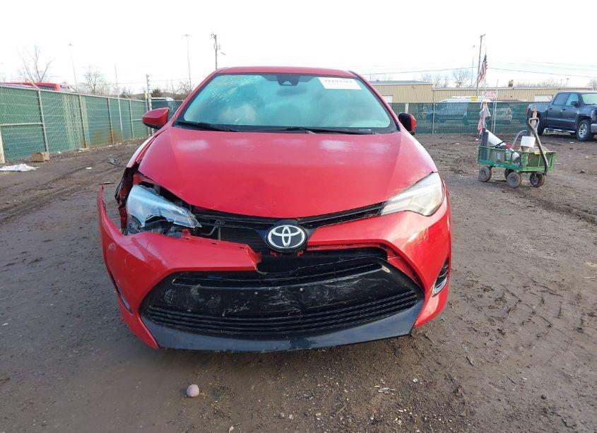 Photo 6 of 2017 Toyota Corolla LE (VIN 2T1BURHE5HC943763)