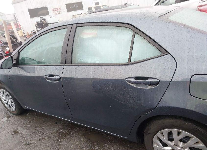 Photo 14 of 2017 Toyota Corolla LE (VIN 2T1BURHE5HC945092)