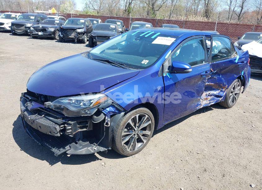 Photo 2 of 2017 Toyota Corolla SE (VIN 2T1BURHE5HC945562)