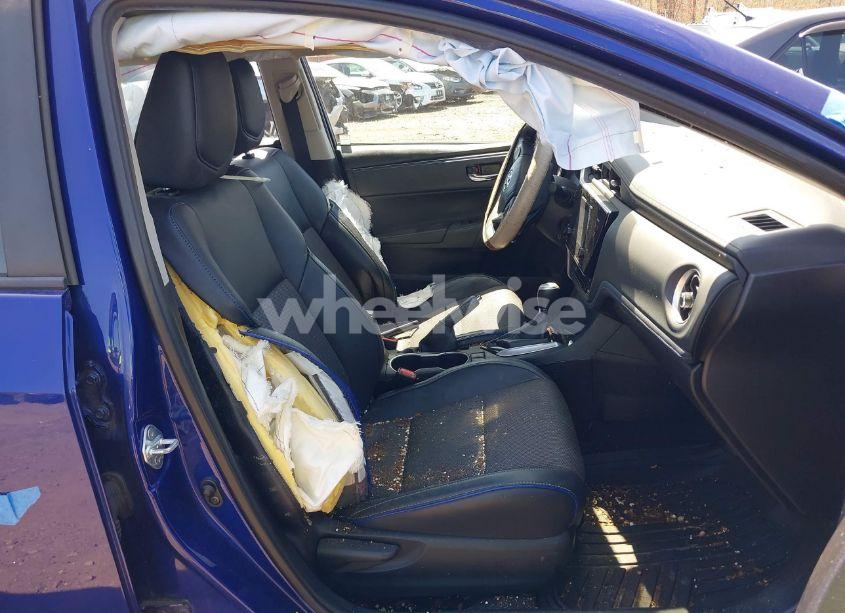 Photo 5 of 2017 Toyota Corolla SE (VIN 2T1BURHE5HC945562)