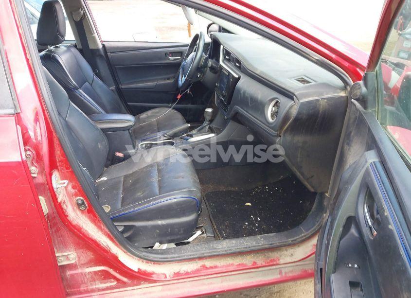 Photo 5 of 2017 Toyota Corolla XSE (VIN 2T1BURHE5HC948980)