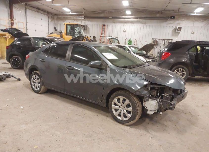 2017 Toyota Corolla LE (VIN 2T1BURHE5HC949997) main photo