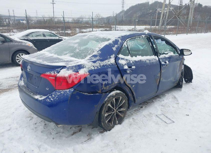 Photo 4 of 2017 Toyota Corolla SE (VIN 2T1BURHE5HC960157)