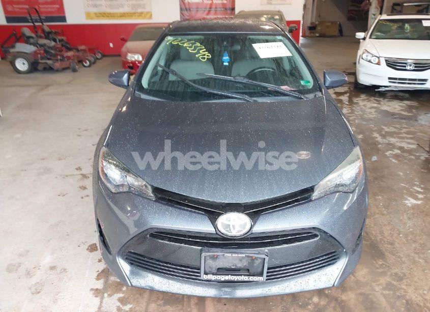 Photo 13 of 2017 Toyota Corolla LE (VIN 2T1BURHE5HC963270)