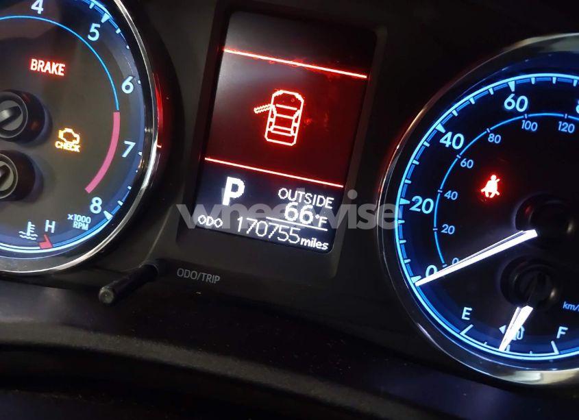 Photo 16 of 2017 Toyota Corolla LE (VIN 2T1BURHE5HC963270)