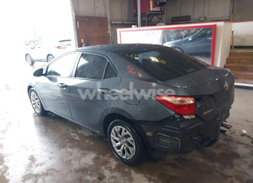 Photo 3 of 2017 Toyota Corolla LE (VIN 2T1BURHE5HC963270)