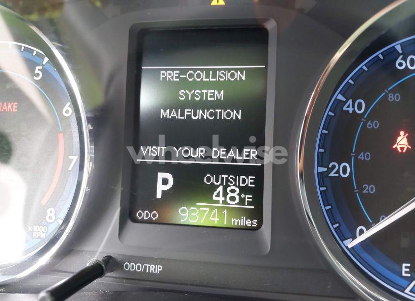 Photo 7 of 2018 Toyota Corolla LE (VIN 2T1BURHE5JC003906)