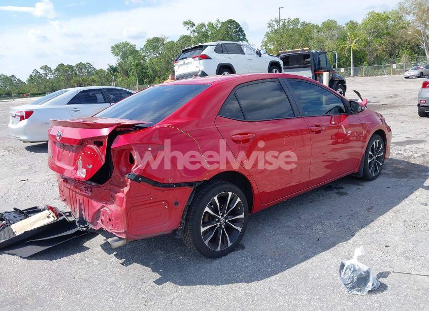 Photo 4 of 2018 Toyota Corolla SE (VIN 2T1BURHE5JC004022)