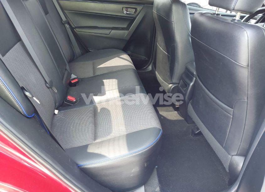 Photo 8 of 2018 Toyota Corolla SE (VIN 2T1BURHE5JC004022)