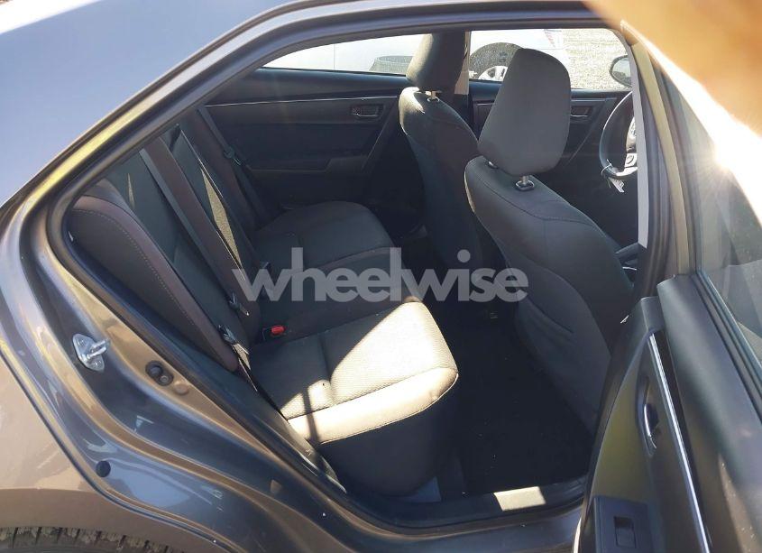 Photo 8 of 2018 Toyota Corolla LE (VIN 2T1BURHE5JC007874)