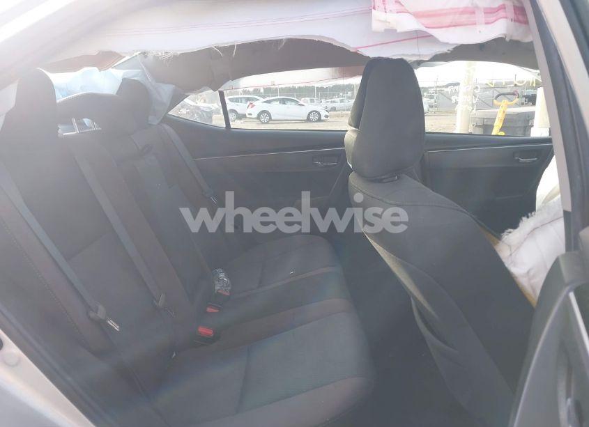 Photo 8 of 2018 Toyota Corolla LE (VIN 2T1BURHE5JC013108)