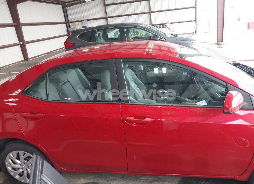 Photo 14 of 2018 Toyota Corolla LE (VIN 2T1BURHE5JC046450)